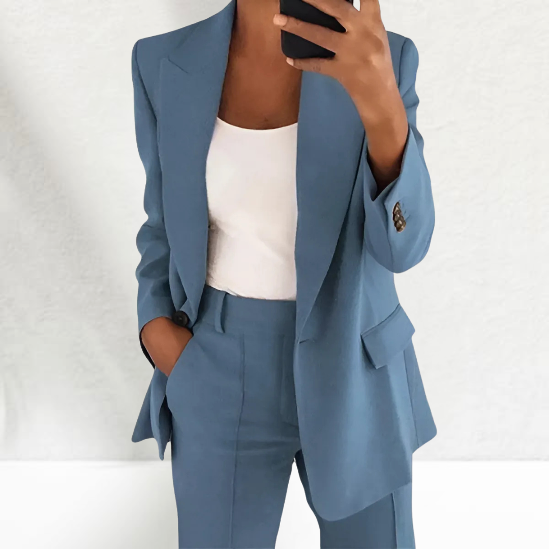 Teresa – Traje de Dama de Dos Piezas