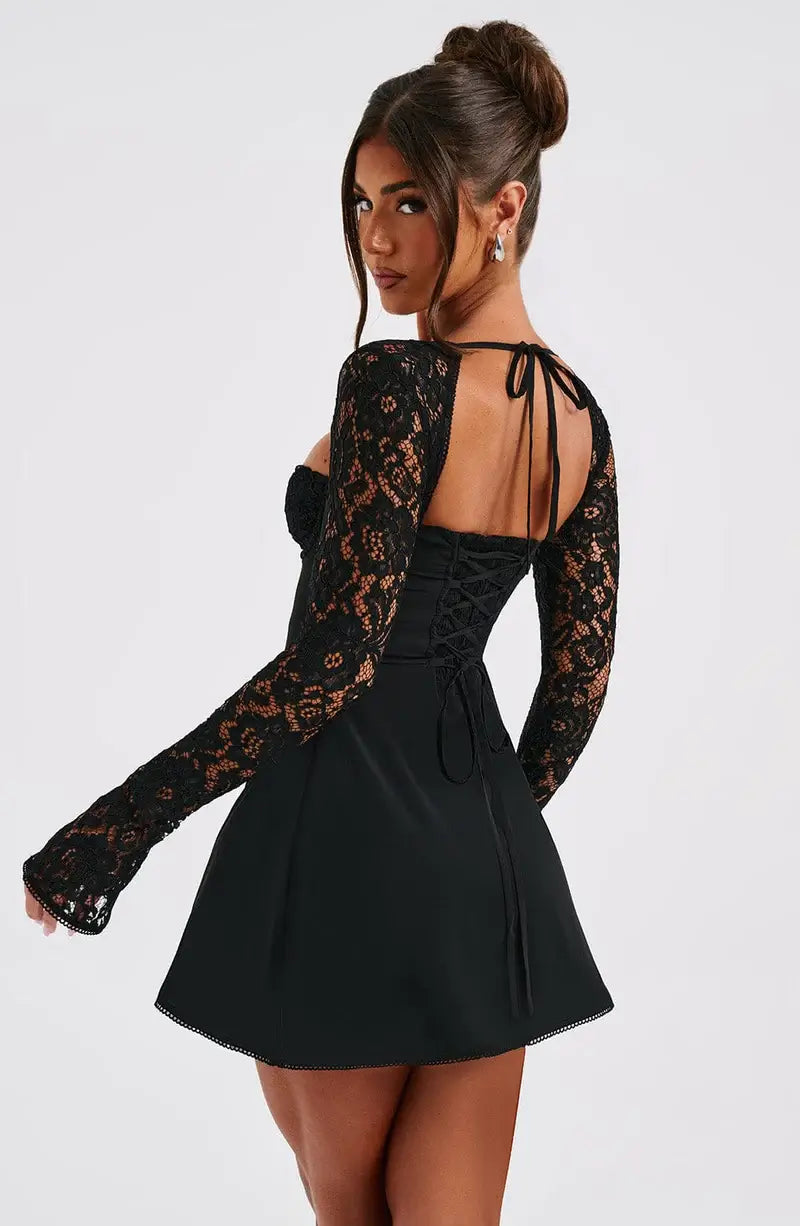Flora™ | Mini vestido con detalles de encaje